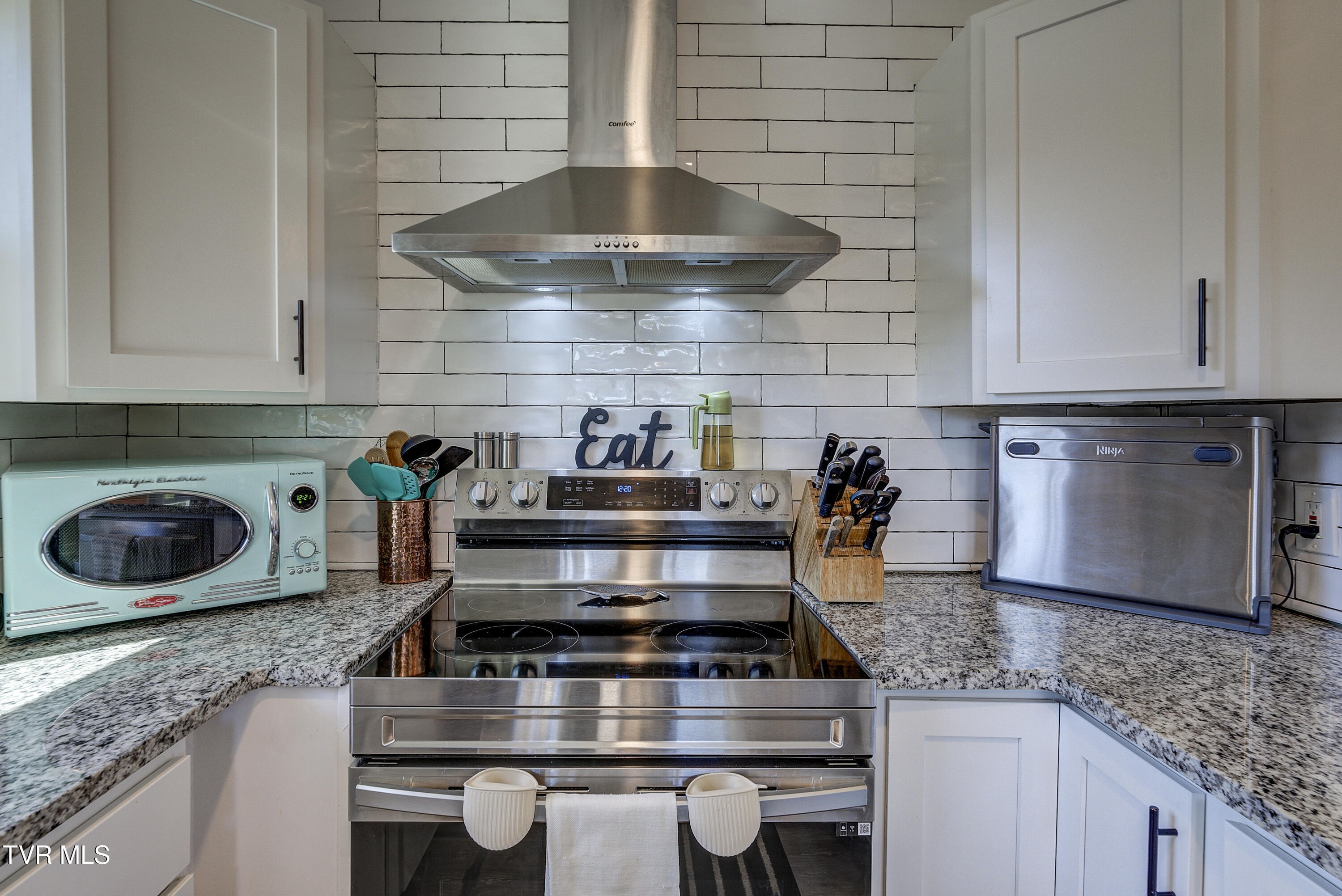 179 Muskrat Ramble Road Mountain City, TN 37683 - Photo 10 of 79 Musk-24