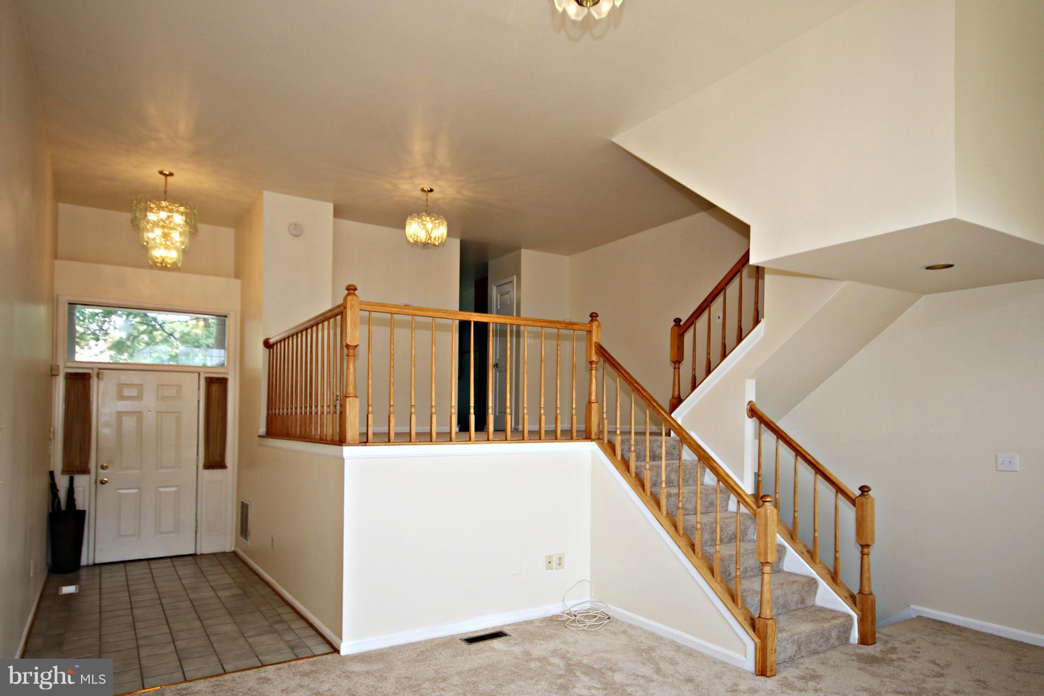 30 Dawn View Court Silver Spring, MD 20904 - Photo 3 of 24 View Entrance Level