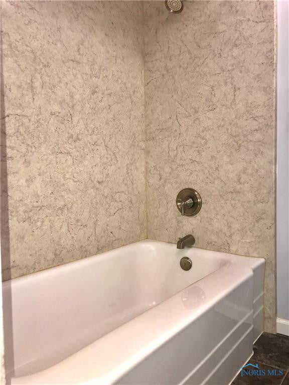 3647 Herr Road Sylvania, OH 43560 - Photo 15 of 36 Gallery Image 15