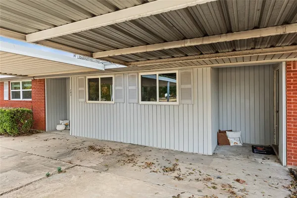 $440,000 | 281 Lakeside Drive, China Spring, TX 76633