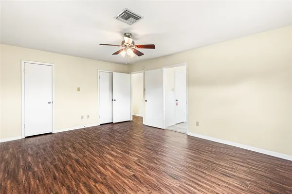 $440,000 | 281 Lakeside Drive, China Spring, TX 76633