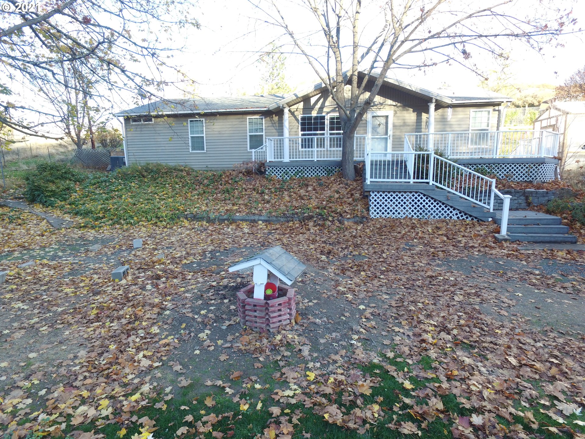 4570 Orchard Road The Dalles, OR 97058 - Photo 4 of 32 Gallery Image 4