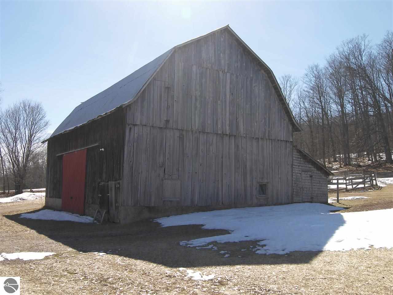 10470 South Cedar Road Cedar, MI 49621 - Photo 63 of 81 1796339-62.JPG