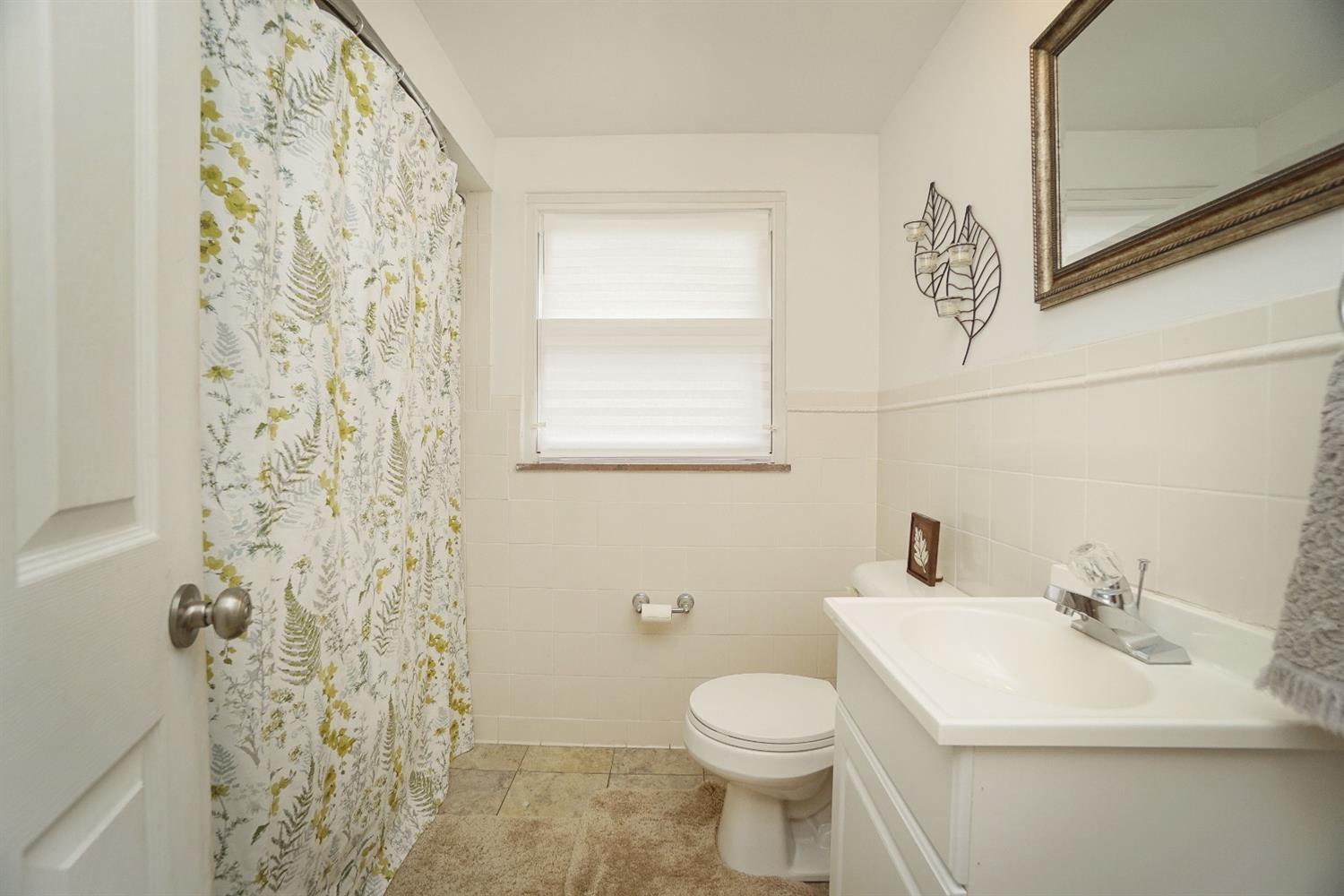 5426 Vogel Road Cincinnati, OH 45239 - Photo 18 of 23