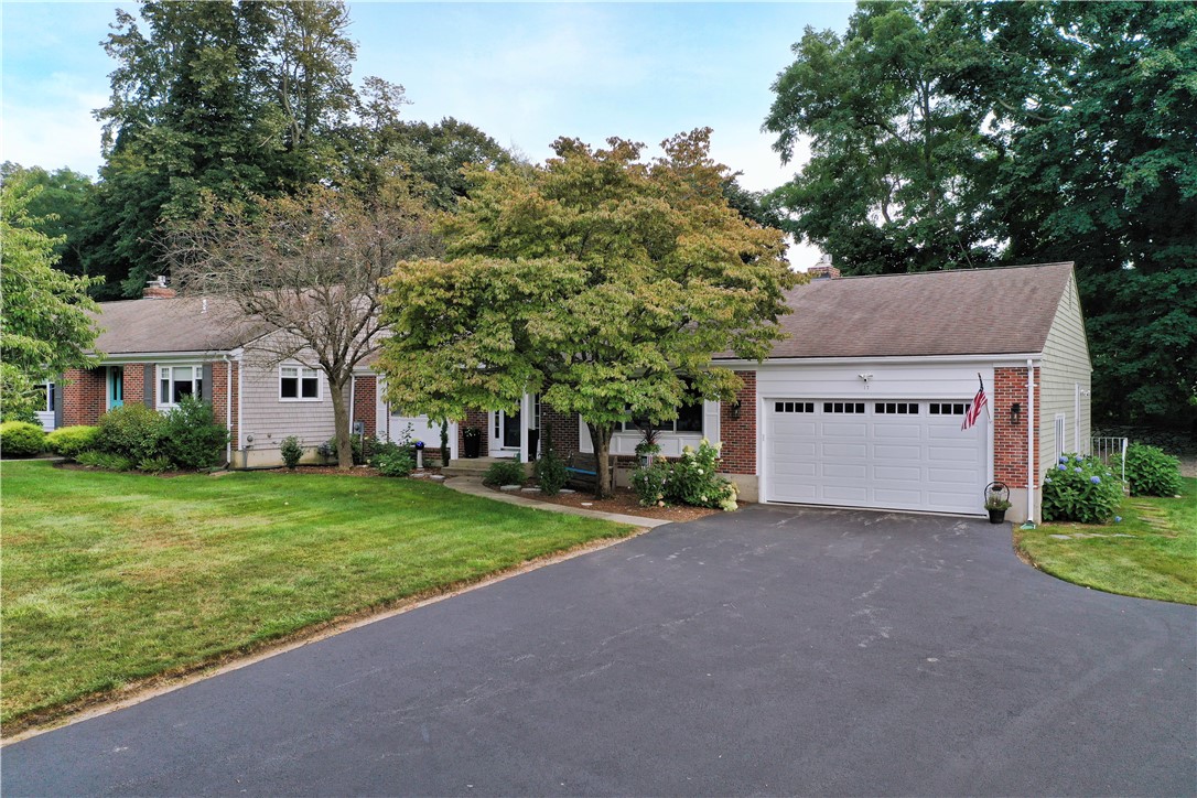17 Hanley Farm Road, Unit 17 Warren, RI 02885 - Photo 2 of 41