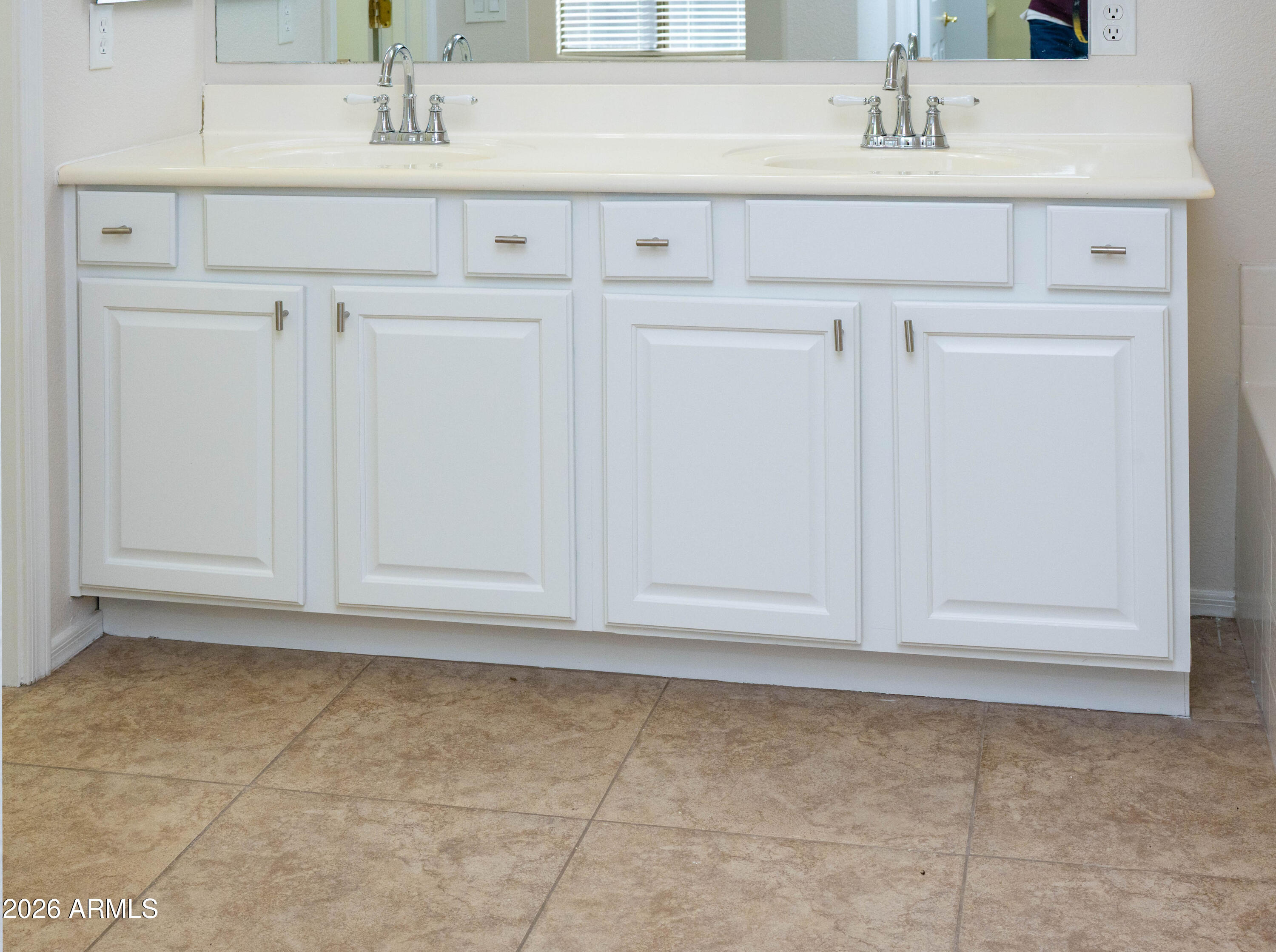 45633 West Mountain View Road Maricopa, AZ 85139 - Photo 40 of 78 40 Master bathroom