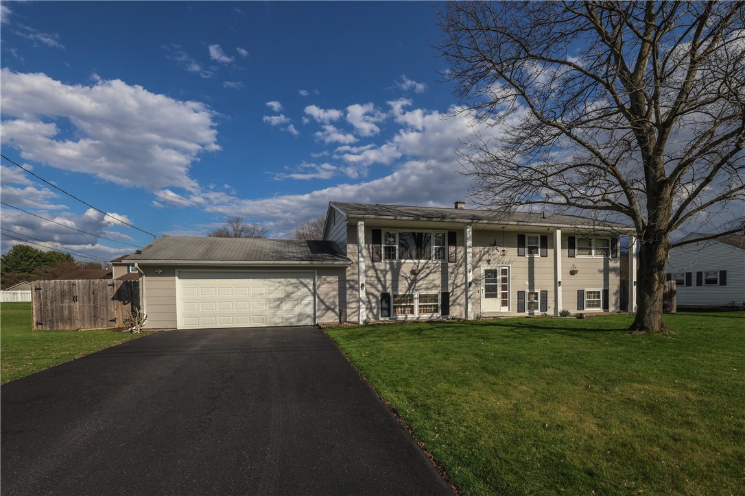 236 Robin Road Horseheads, NY 14845 - Photo 2 of 39