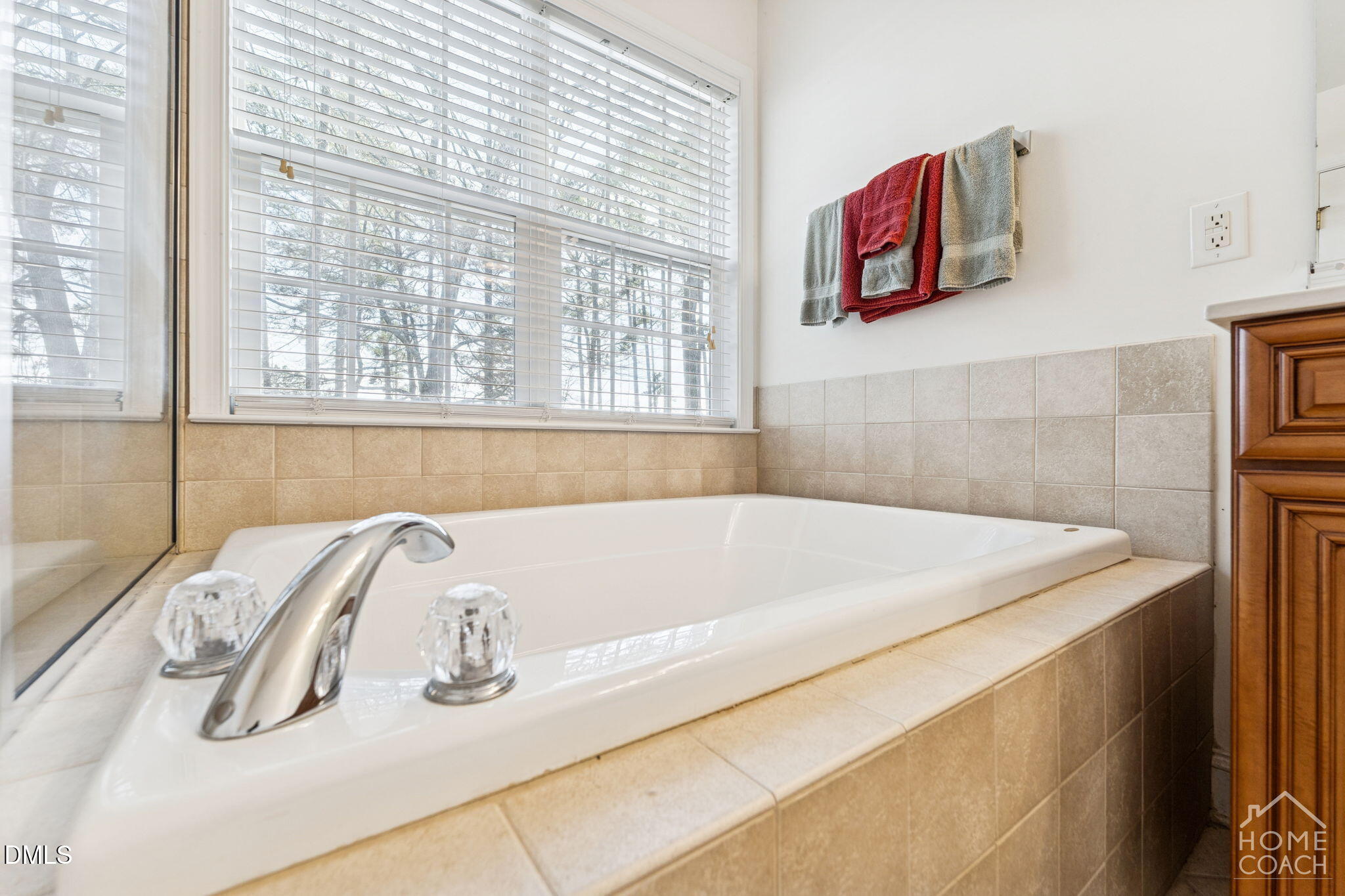 11221 Maplecroft Court Raleigh, NC 27617 - Photo 32 of 46 25-web-or-mls-DSC03983
