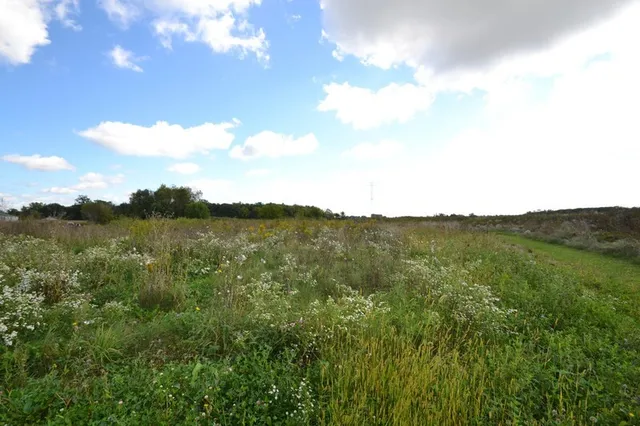 $244,800 | Lt2 Lt2 Madyson Court, Muskego, WI 53150