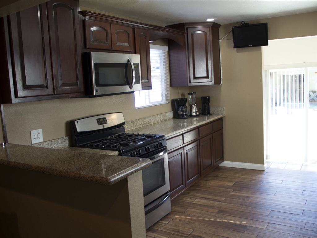 3333 Helix Street Spring Valley, CA 91977 - Photo 10 of 16 Gallery Image 10