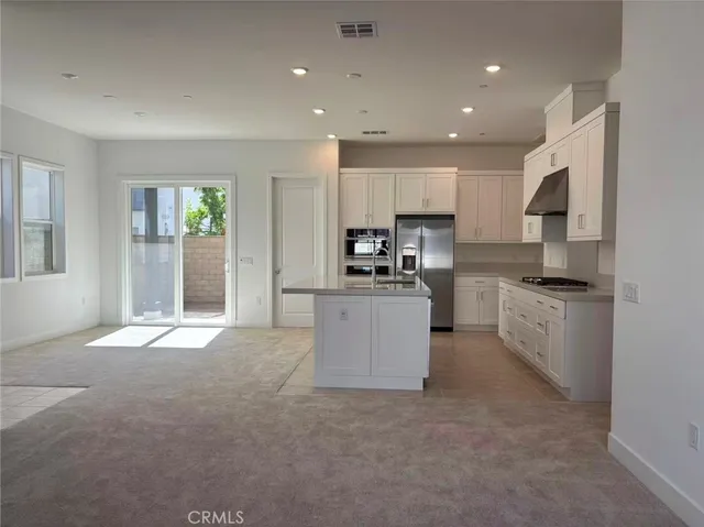 $4,800 | 257 Shoveler, Irvine, CA 92618