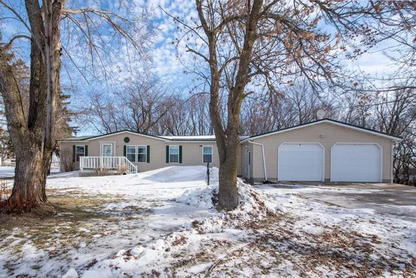 $289,900 | 37026 710th Avenue, St. James, MN 56081
