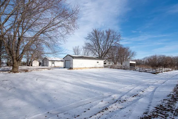 $289,900 | 37026 710th Avenue, St. James, MN 56081