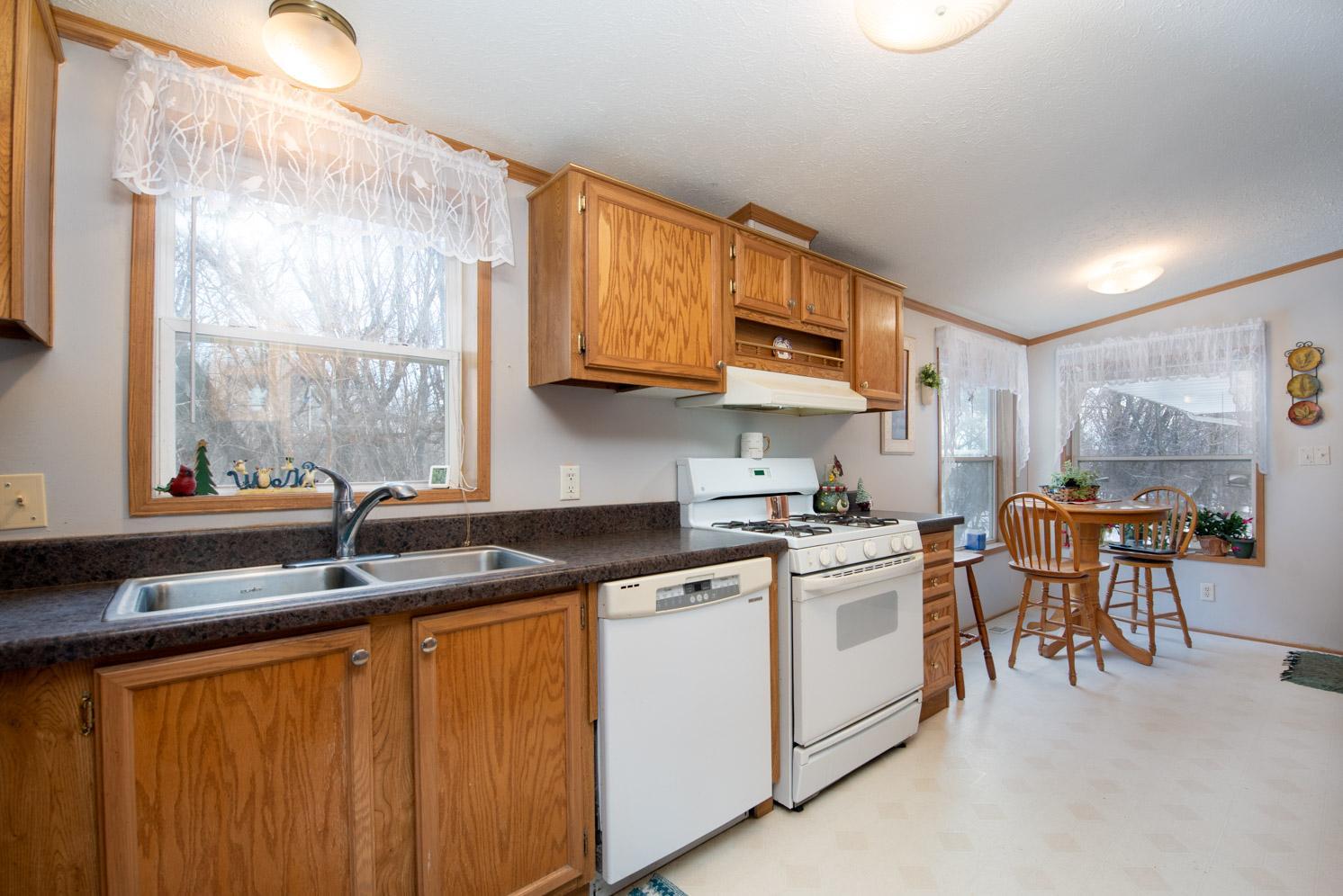 37026 710th Avenue St. James, MN 56081 - Photo 9 of 44