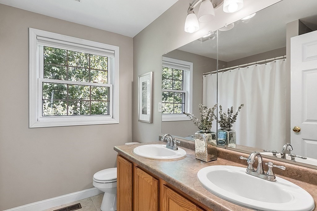 22 Nile Street, Unit 22 Billerica, MA 01821 - Photo 23 of 40