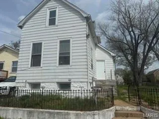 $44,900 | 125 East Etta Avenue, St. Louis, MO 63125