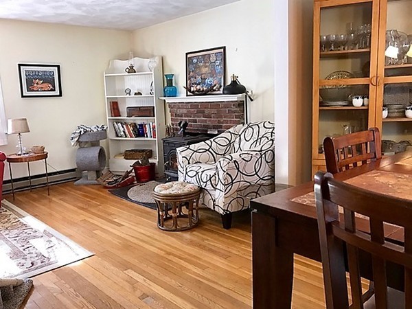 58 Southgate Road Franklin, MA 02038 - Photo 6 of 27 Gallery Image 6