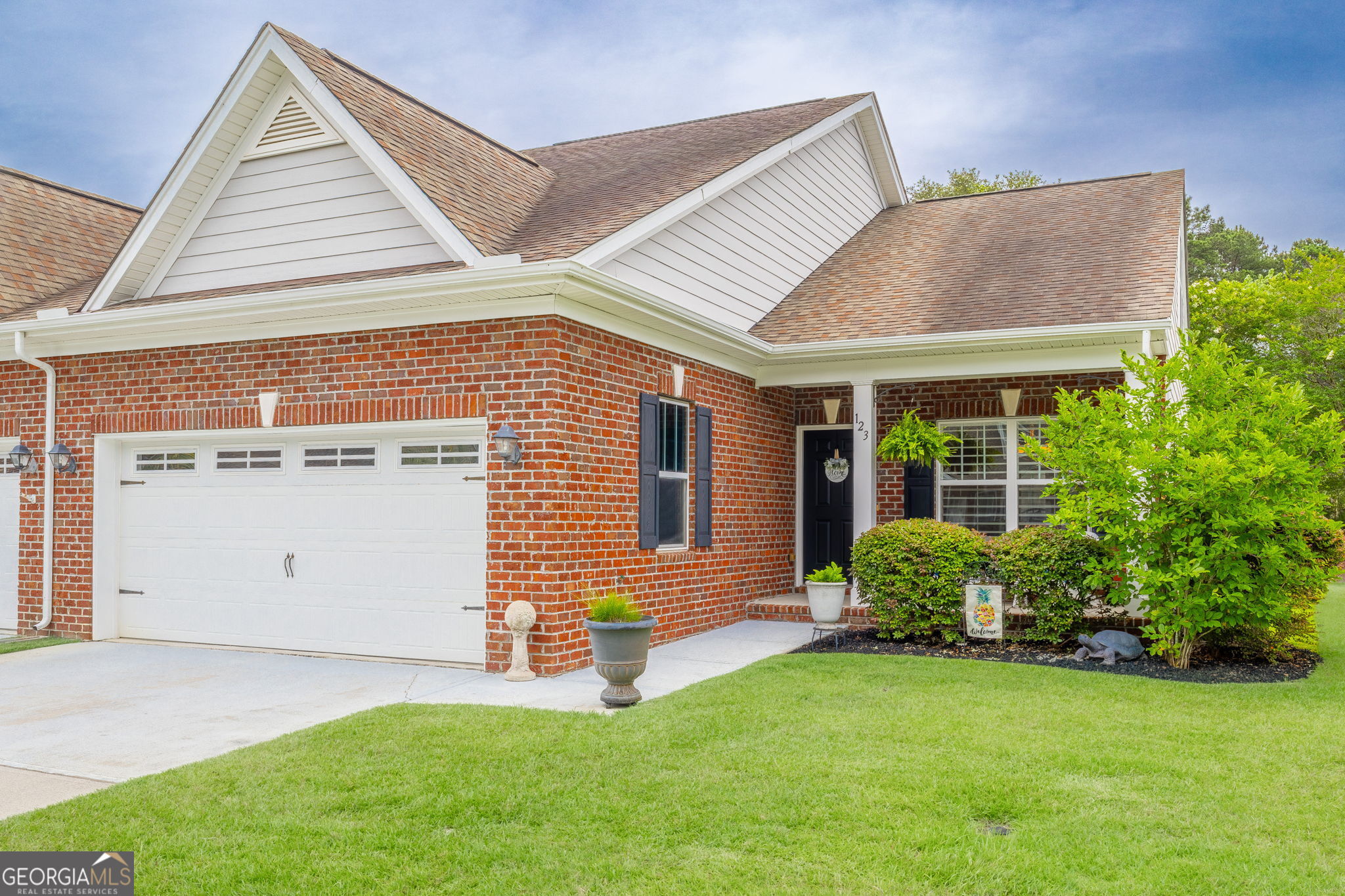 123 Regency Circle Pooler, GA 31322 - Photo 2 of 35