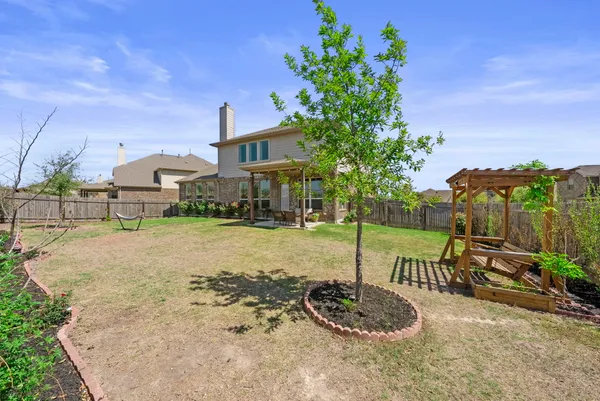 $649,000 | 109 Wake Grove, Buda, TX 78610