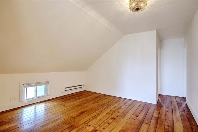 $1,600 | 21 Brewster Street, Unit 3, Pawtucket, RI 02860