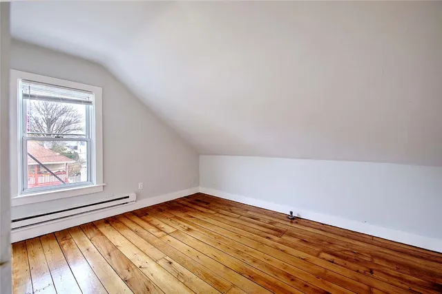 $1,600 | 21 Brewster Street, Unit 3, Pawtucket, RI 02860