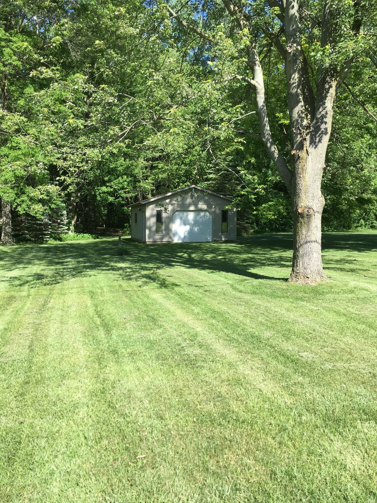 12938 Maxwell Road Carleton, MI 48117 - Photo 4 of 23 Photo 4