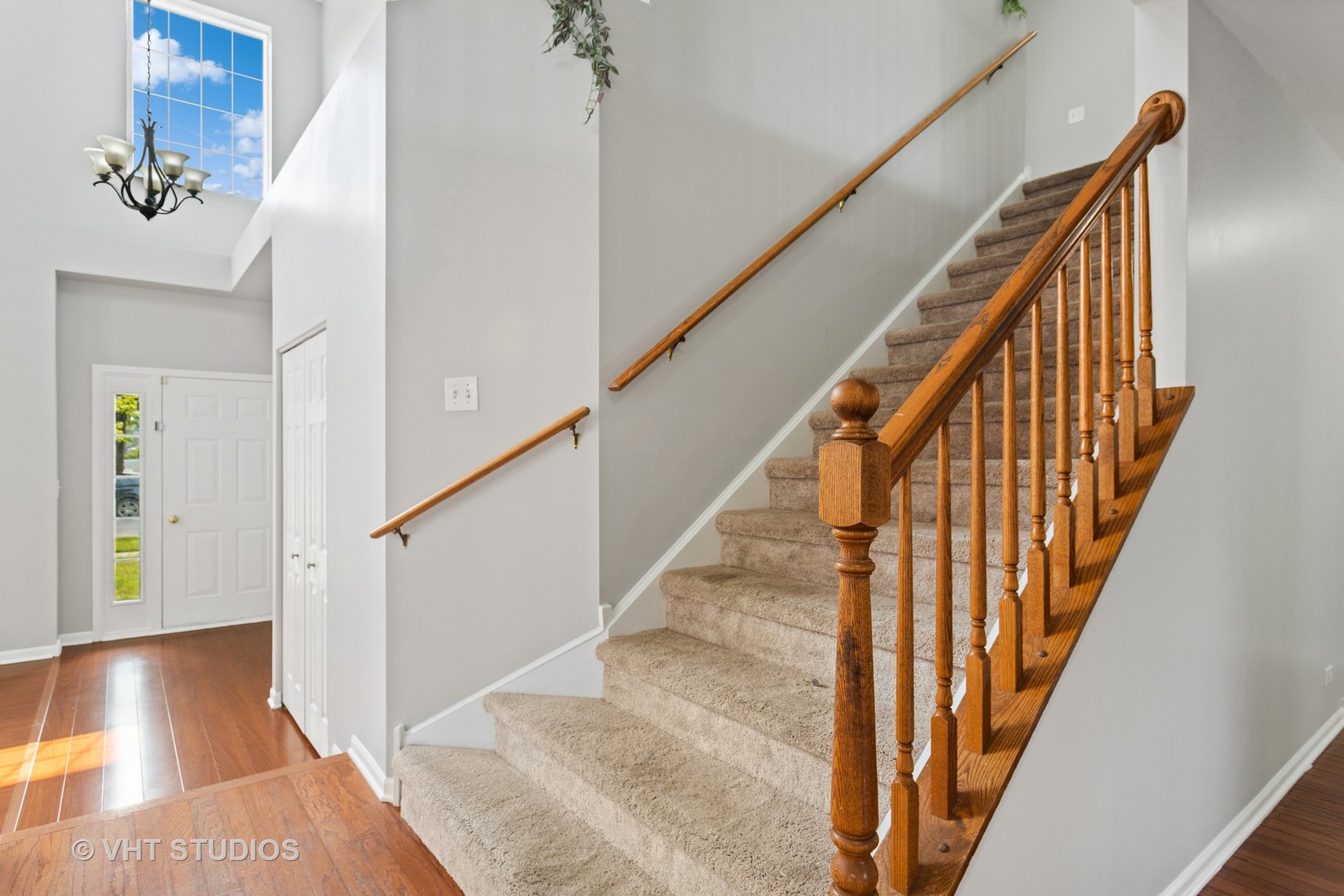 823 Fieldcrest Drive Naperville, IL 60540 - Photo 5 of 30 a view of an entryway with wooden floor
