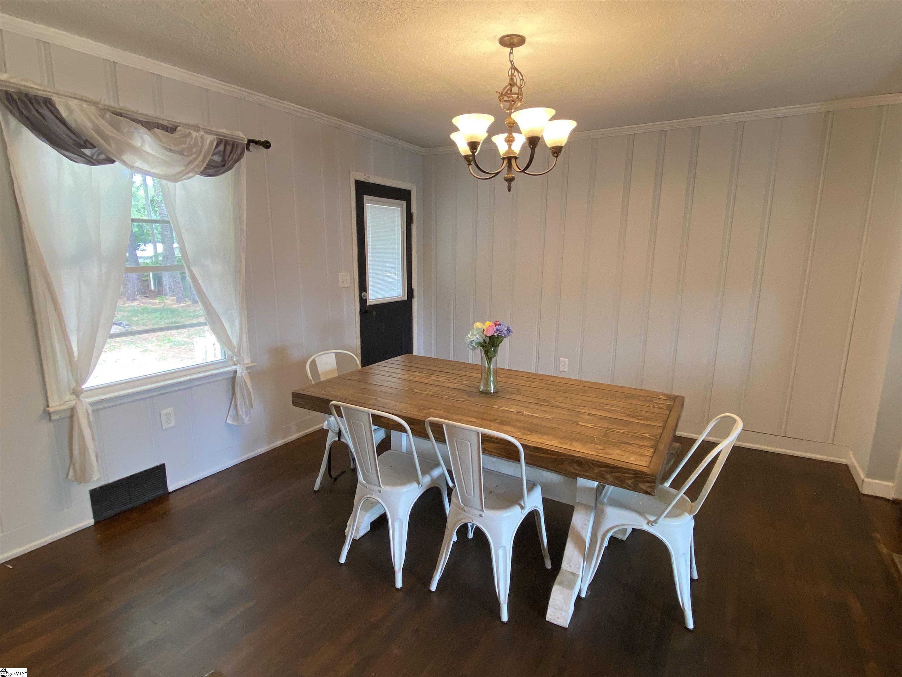 515 Smithmore Street Anderson, SC 29621 - Photo 7 of 26
