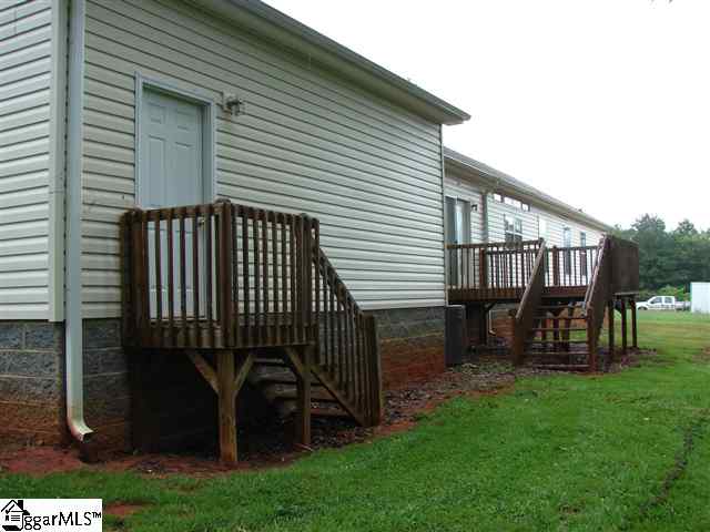 1020 Circle Road Easley, SC 29642 - Photo 3 of 25 Gallery Image 3