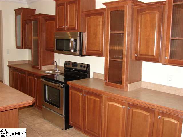 1020 Circle Road Easley, SC 29642 - Photo 8 of 25 Gallery Image 8