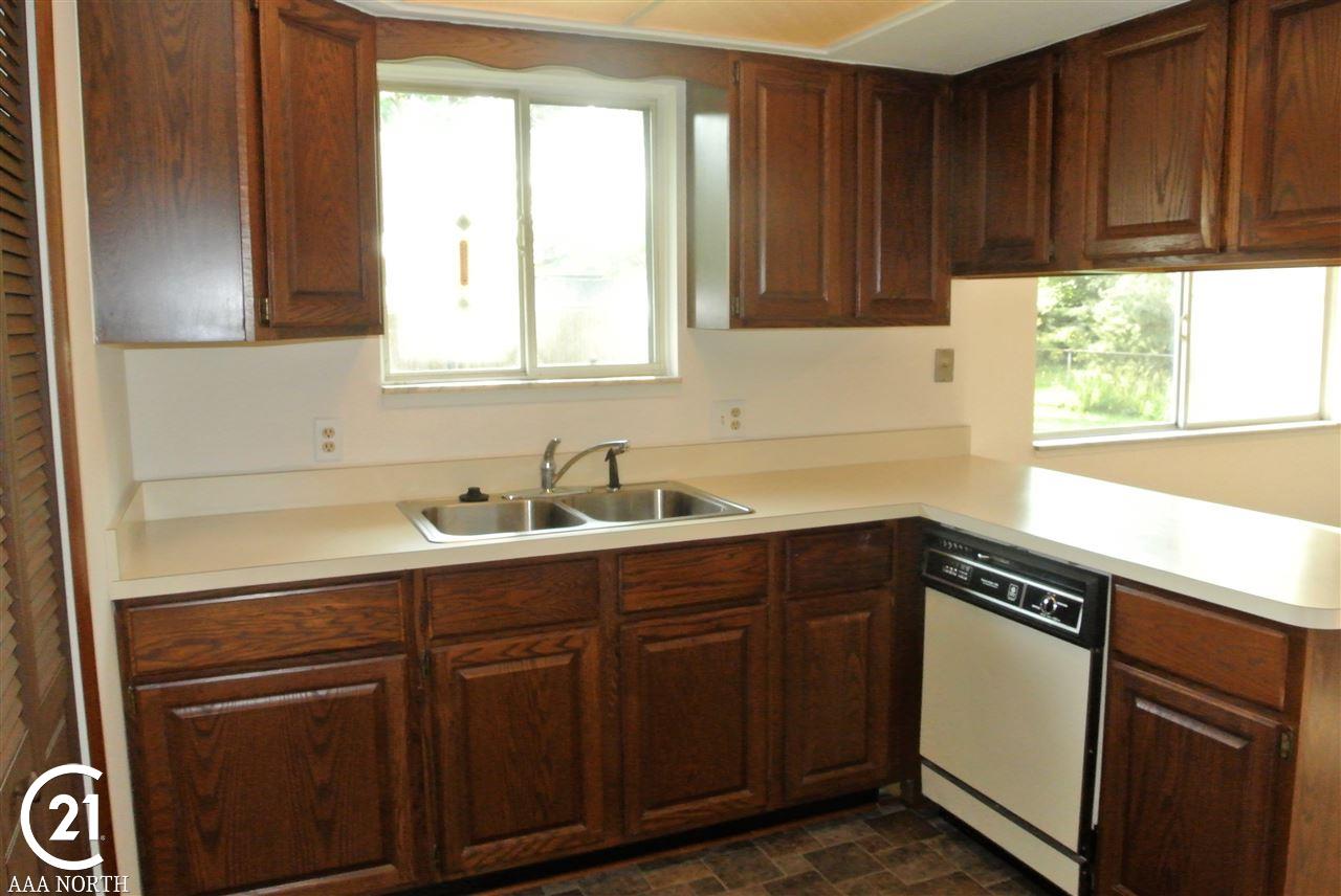 2410 Melvin Avenue Rochester Hills, MI 48307 - Photo 12 of 25