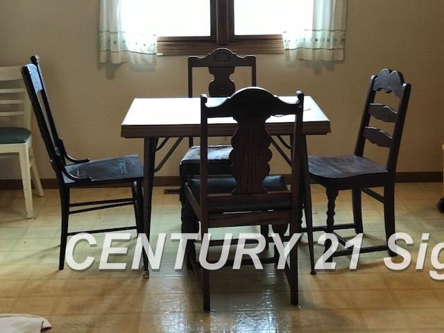 10390 Carter Road Freeland, MI 48623 - Photo 3 of 11