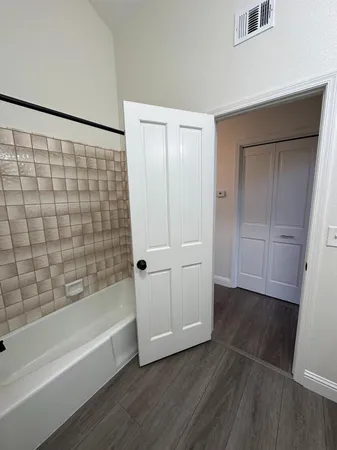 $2,300 | 6201 North West Avenue, Fresno, CA 93711