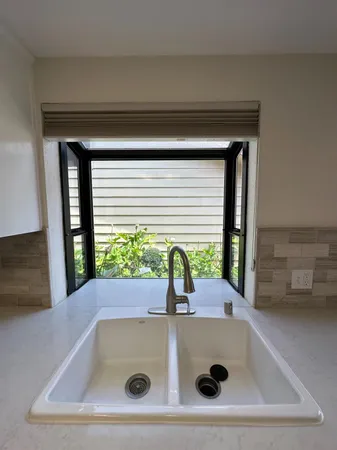 $2,300 | 6201 North West Avenue, Fresno, CA 93711