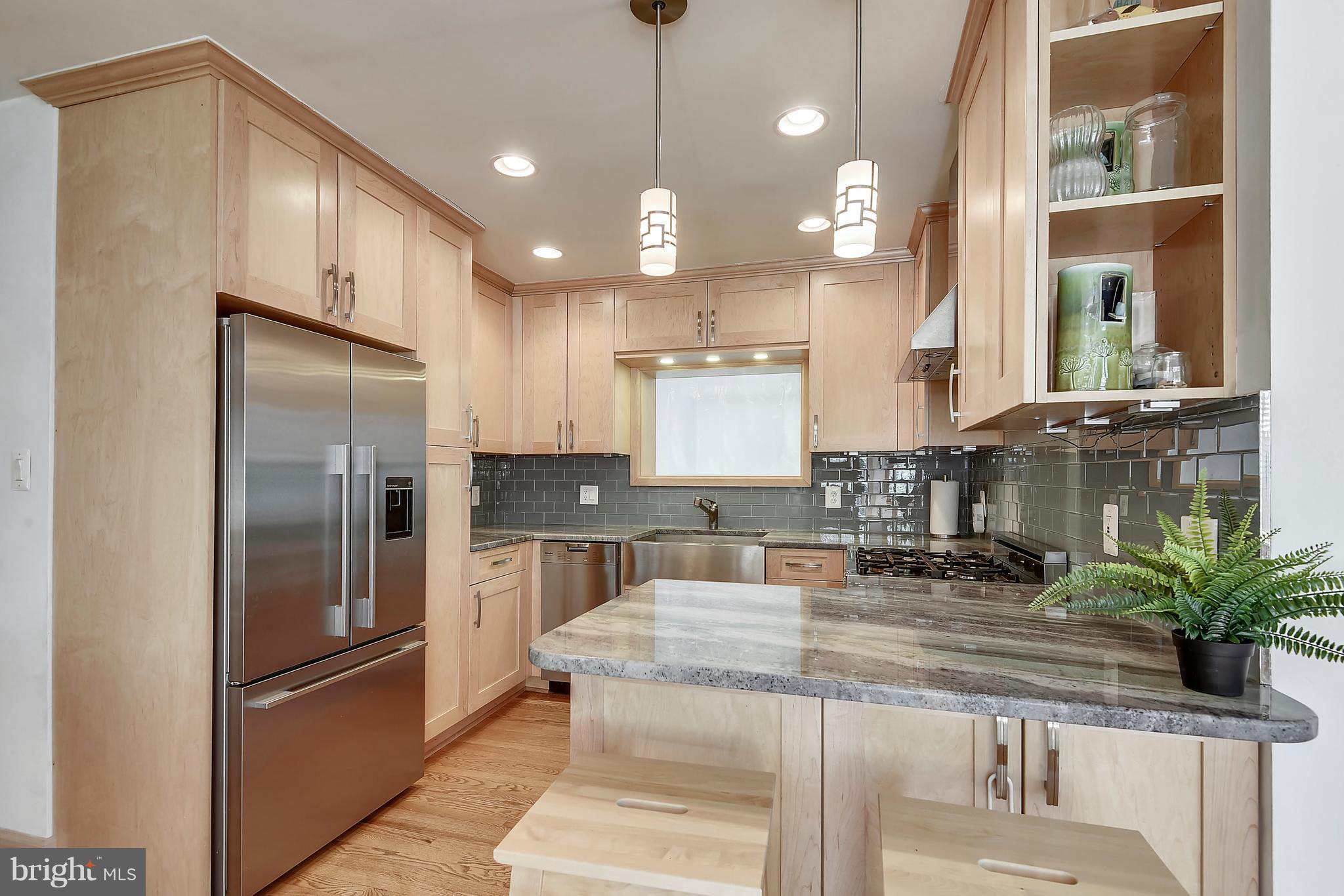 8716 Ridge Road Bethesda, MD 20817 - Photo 2 of 28 Beautifully Renovated Kitchen