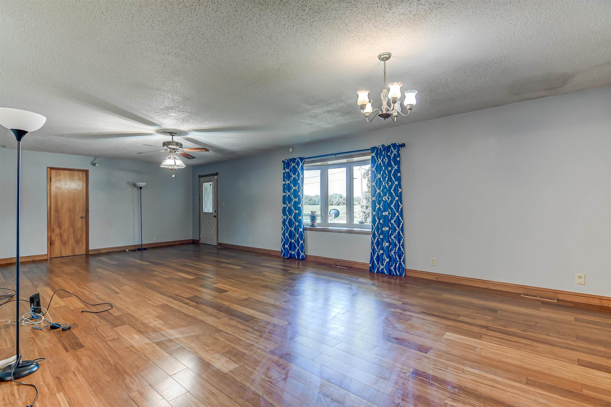 2744 Hedge Lane Road Springfield, IL 62707 - Photo 5 of 28