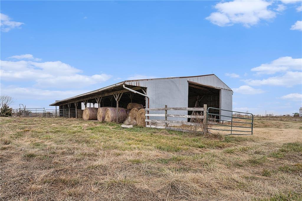 3479 Northeast Dixon Road Turney, MO 64493 - Photo 31 of 37