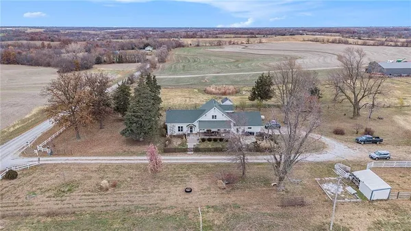 $595,000 | 3479 Northeast Dixon Road, Turney, MO 64493