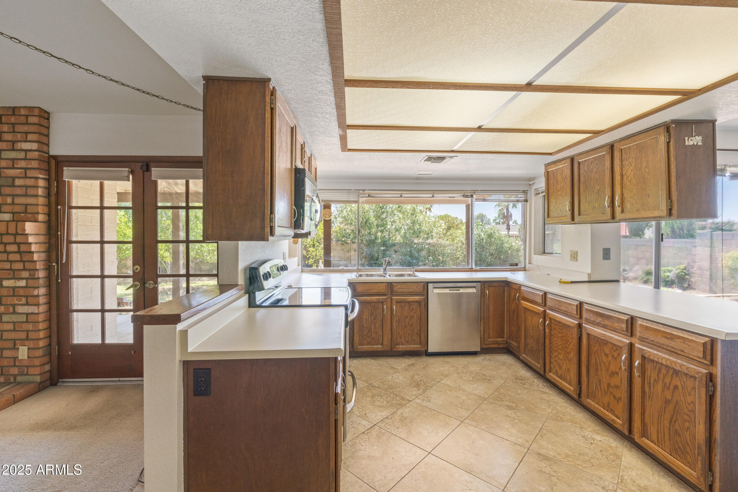 4535 East Redfield Road Phoenix, AZ 85032 - Photo 8 of 24 Incredible opportunity