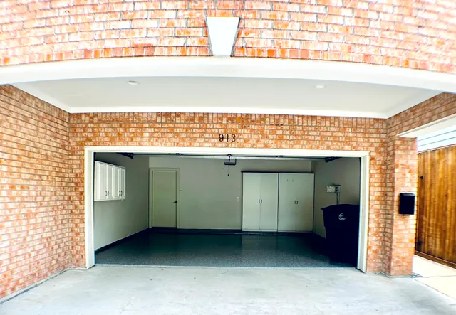 $3,350 | 913 Birdsall Street, Houston, TX 77007