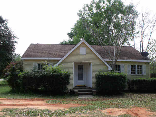 401 West Orange Avenue Foley, AL 36535 - Photo 1 of 1