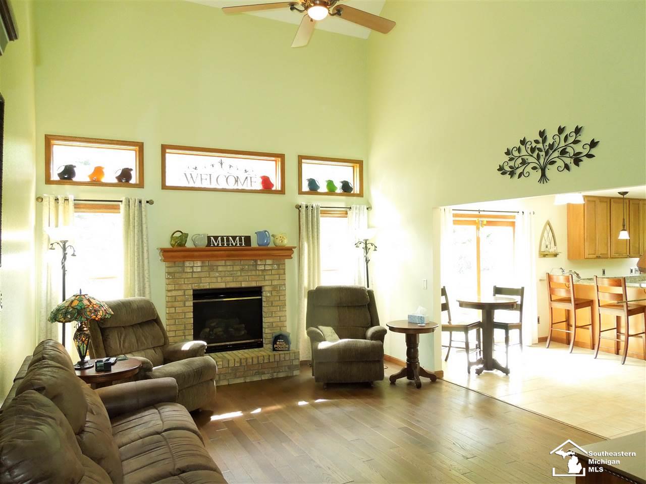 9132 Cedar Ridge Lane Temperance, MI 48182 - Photo 5 of 29