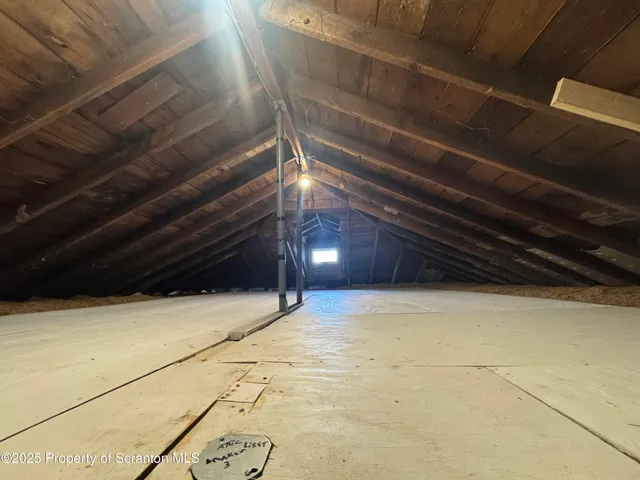 $595,000 | 1262 Lake Road, Lake Winola, PA 18419