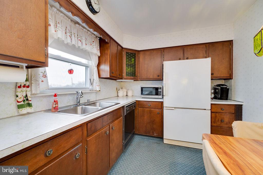 418 Mitti Road Reading, PA 19607 - Photo 14 of 36