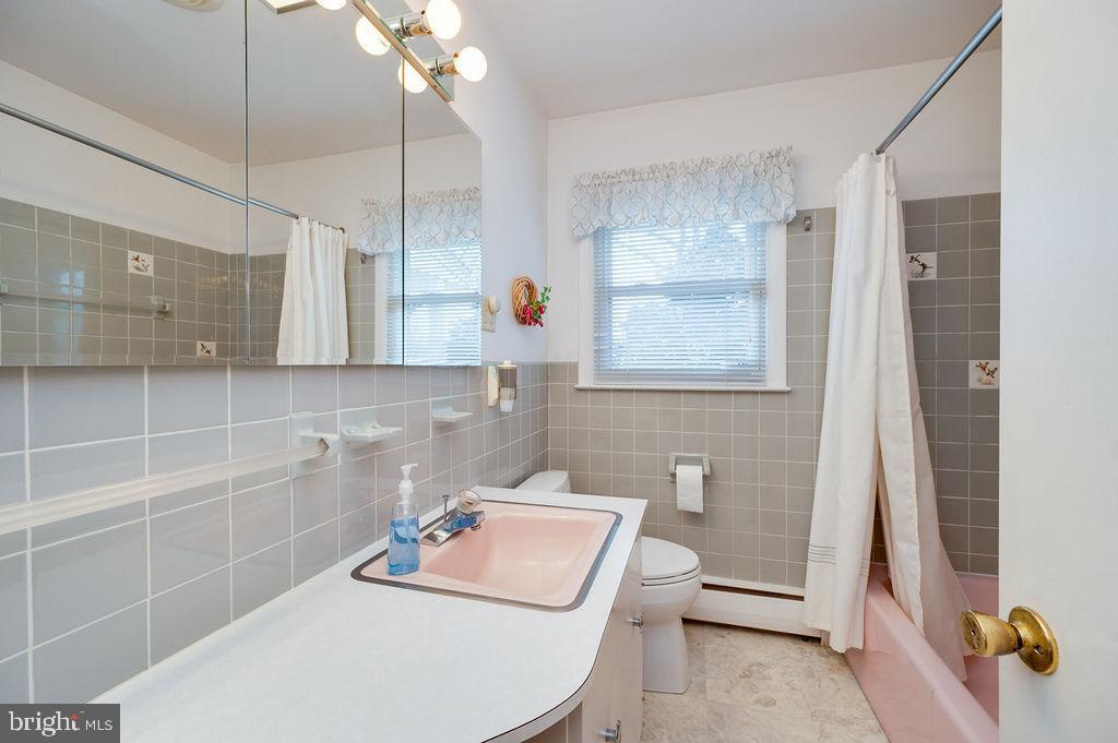 418 Mitti Road Reading, PA 19607 - Photo 17 of 36