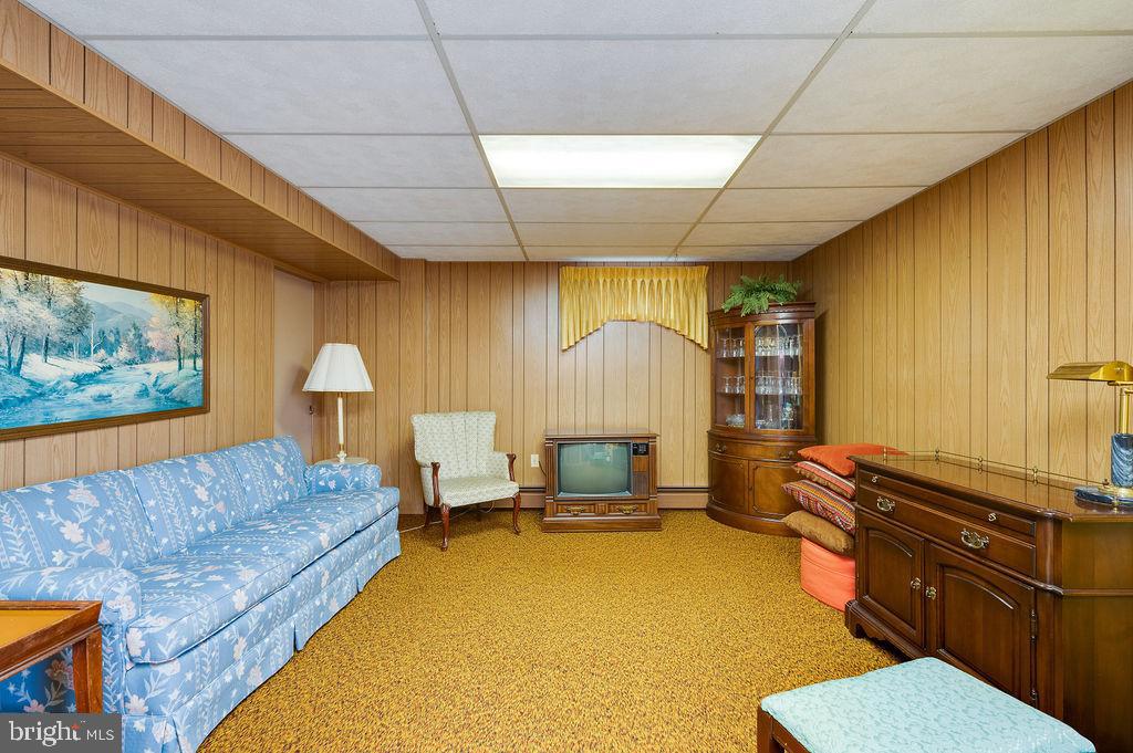 418 Mitti Road Reading, PA 19607 - Photo 22 of 36