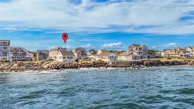 $2,850 | 28 Glenwood Avenue, Narragansett, RI 02882