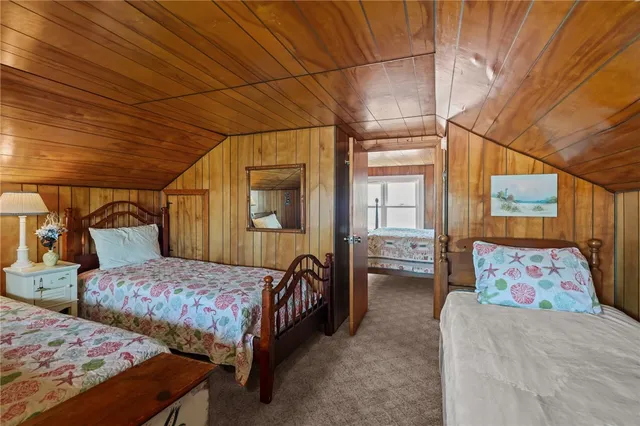 $2,850 | 28 Glenwood Avenue, Narragansett, RI 02882