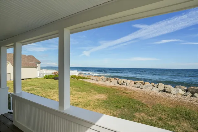 $2,850 | 28 Glenwood Avenue, Narragansett, RI 02882