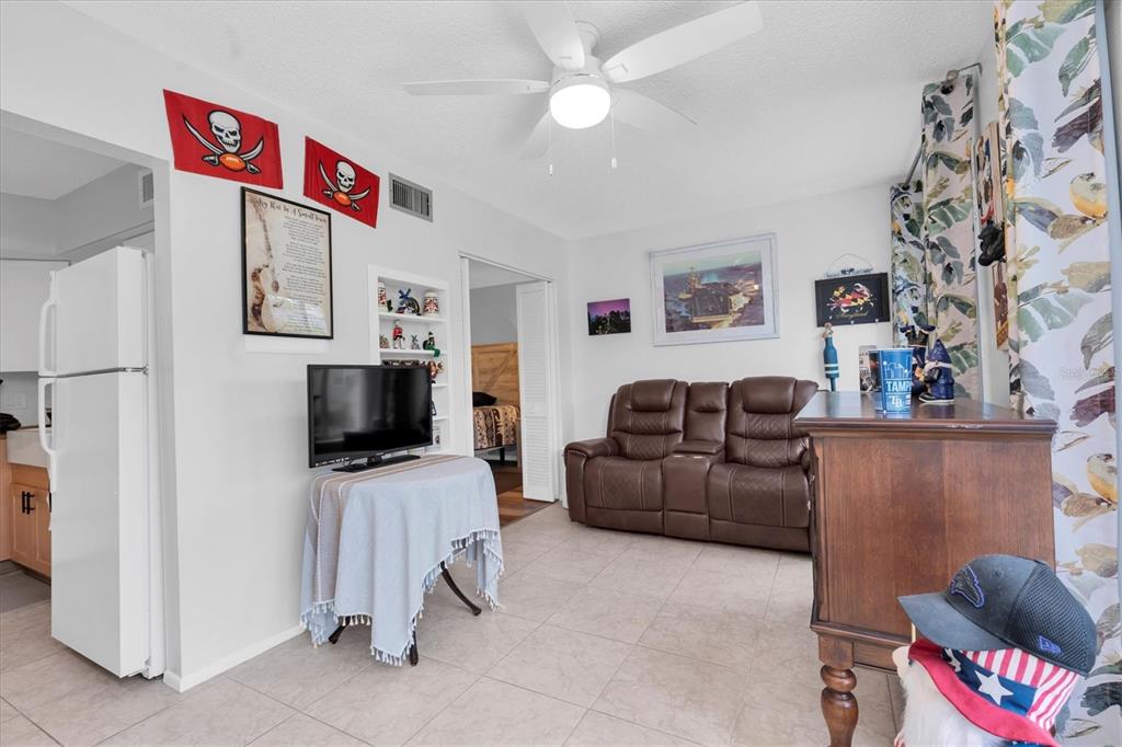 2461 Rhodesian Drive, Unit 45 Clearwater, FL 33763 - Photo 16 of 37